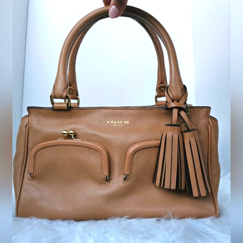 Coach Archival Double Kisslock Legacy Tote (2012) – EUC & Priced To Sell 😊